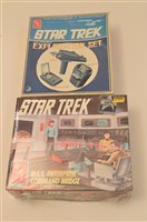 Lot 1317 - AMT Star Trek constructor kits