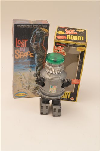 Lot 1001 - Lost in Space Robot and Assembly Kit