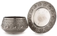Lot 442 - Indian bowl and stand