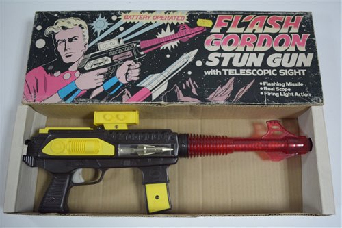 Lot 1552 - Flash Gordon Stun Gun