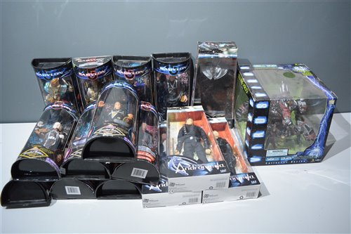 Lot 1569 - Babylon 5 and other figures