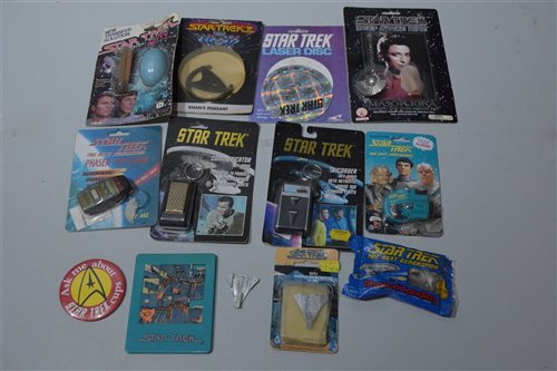 Lot 1331 - Star Trek memorabillia
