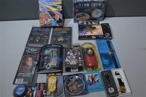 Lot 1332 - Star Trek memorabilia