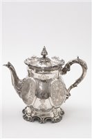 Lot 414 - Silver coffee pot and near matching teapot