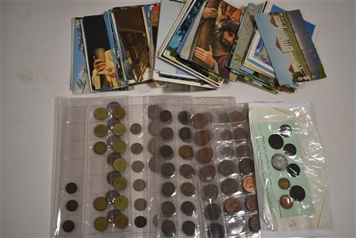 Lot 152 - Coins, bank notes and postcards.