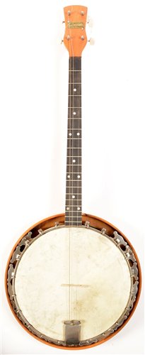 Lot 37 - Melody- Jo Tenor banjo