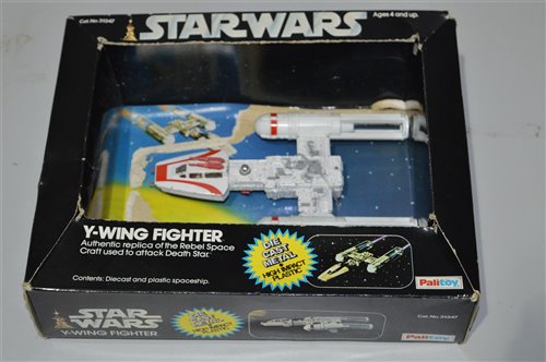 Lot 1214 - Star Wars Y-Wing Fighter