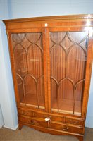 Lot 799 - mahogany china cabinet
