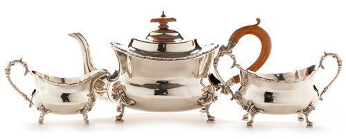 Lot 429 - Three piece silver tea set