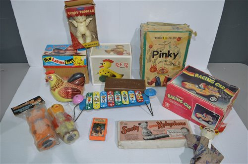 Lot 1689 - Mid-20th Century toys