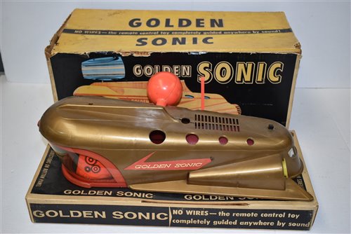 Lot 1108 - Golden Sonic space ship