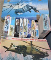 Lot 1813 - Aviation construction kits