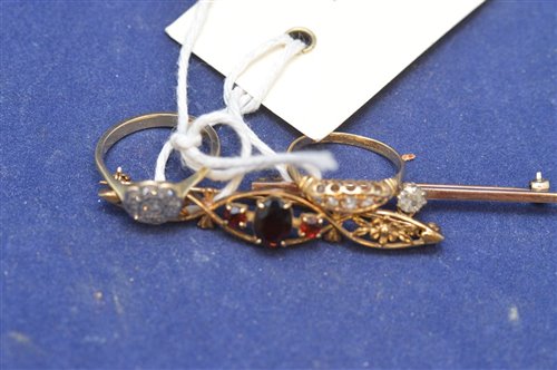 Lot 304 - Two rings and two brooches
