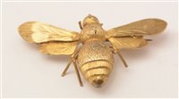 Lot 482 - Three gold bee brooches, boxed
