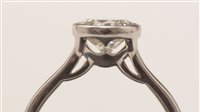 Lot 524 - Single stone diamond ring