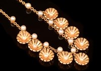 Lot 506 - Pearl and gold demi parure