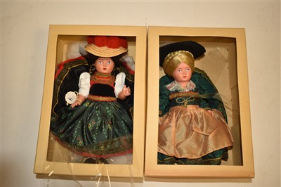 Lot 138 - Twenty-two costume dolls