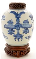 Lot 21 - Chinese blue and white jar.
