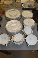 Lot 537 - Royal Doulton dinnerware