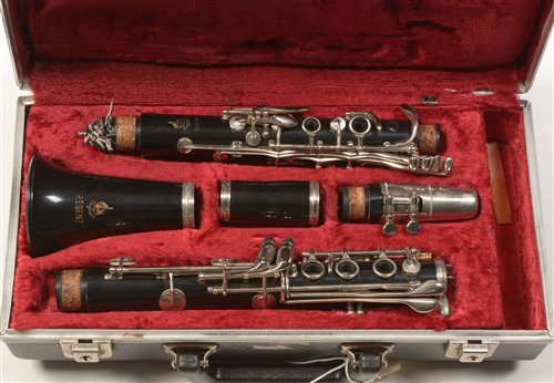 Lot 29 - A Boosey and Hawkes Regent Clarinet