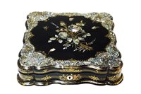 Lot 704 - Papier mache box