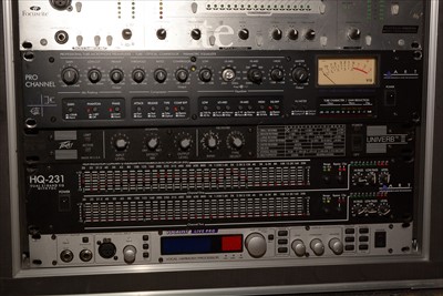 Lot 76 - Outboard rack units, in flight case, including:...