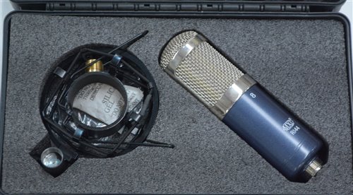 Lot 117 - MXL Ribbon Microphone