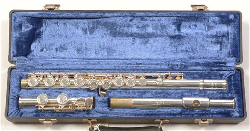 Lot 33 - Gemeinhardt USA Flute