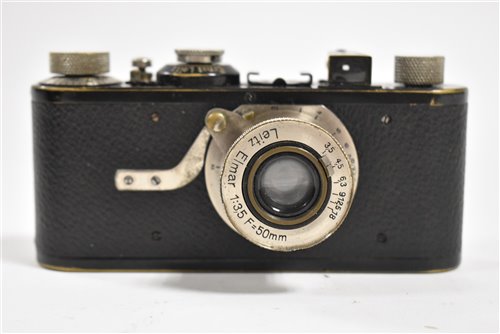 Lot 121 - Leica 1929 model 1 camera