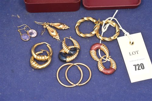 Lot 720 - Gold earrings and others