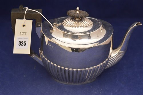 Lot 325 - Silver tea pot