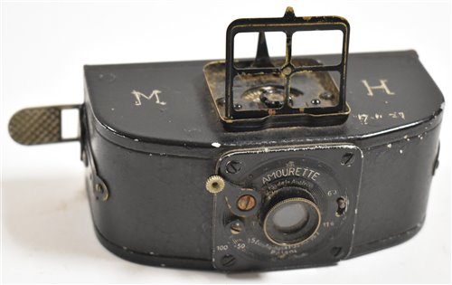 123 - An Amourette camera