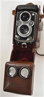 Lot 125 - Rolleiflex TLR camera