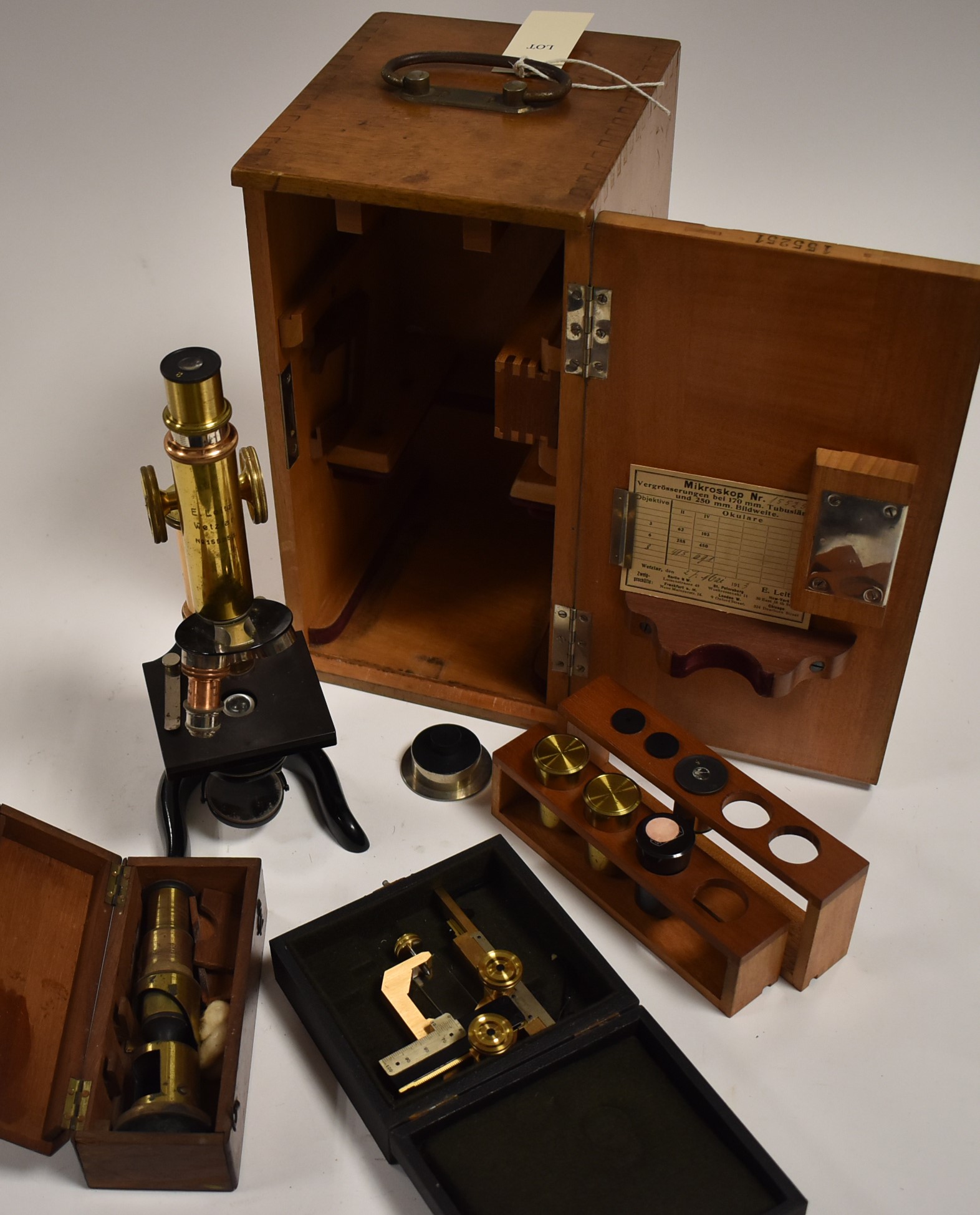 Lot 70 - Leitz microscope, stage mount and travelling