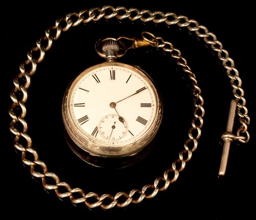Lot 1172 - Silver cased pocket watch