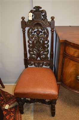 Lot 752 - A pair of dining chairs.