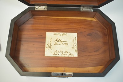 Lot 986 - An early 19th century memoriam box