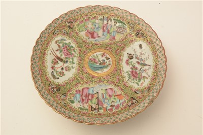 Lot 29 - A late 19th Century Cantonese Famille Rose dessert service.
