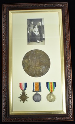 Lot 1623 - First World War group and plaque