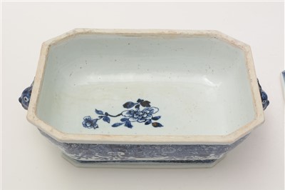 Lot 3 - A Chinese Export tureen and cover.