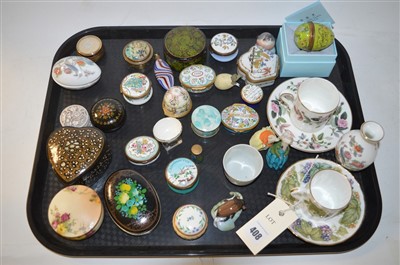 Lot 408 - Pill boxes and other ceramics