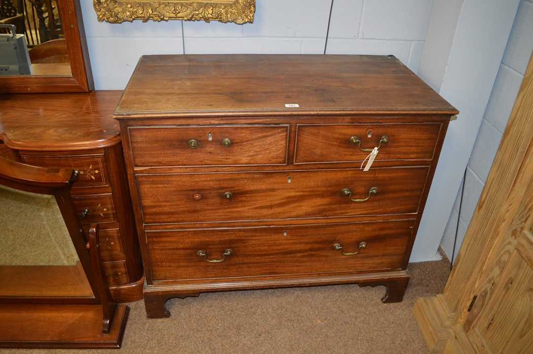 Lot 683 - Chest of drawers