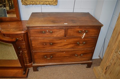 Lot 683 - Chest of drawers
