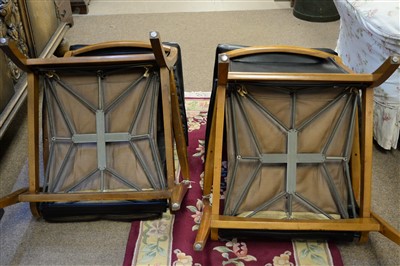 Lot 818 - Pair of arm chairs