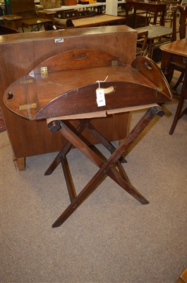 Lot 626 - Butler's tray and stand