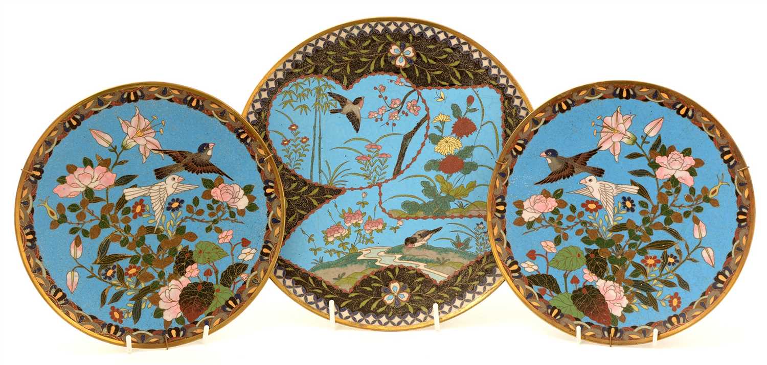 Lot 66 - Three pieces of cloisonne.
