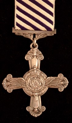 Lot 1521 - Distinguished Flying Cross