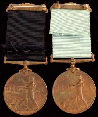 Lot 1823 - 1900 and 1903 Visit to Ireland medals