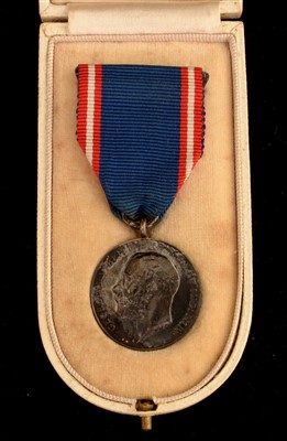 Lot 1507 - Royal Victorian Medal