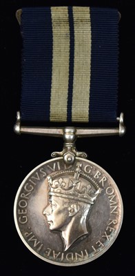Lot 1536 - Second World War Distinguished Service Medal